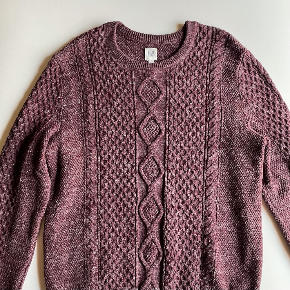 GAP pullover sweater
